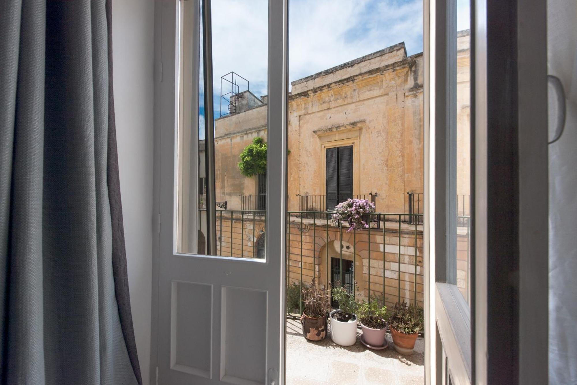 San Giusto Central Apartment Lecce Exterior photo